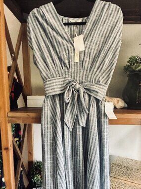NWT - MAX STUDIO CASUAL DRESS - SIZE SMALL